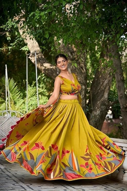 Women's Trending Designeer Tussar Silk Lehenga Choli Print with Foil Work With Unstitched Blouse Patola Print Adorned with Foil Work For Navrati || Wedding - Image 7
