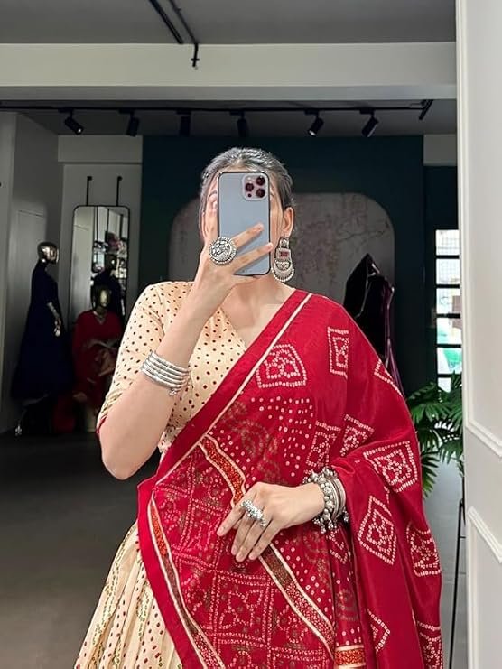 Women's Trending Designeer Dola silk Lehenga Choli Dola silk Digital Print with Foil Work With Unstitched Blouse Digital Print Adorned with Foil Work For Navrati - Image 2